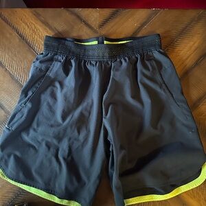 Nike pro rep men’s medium black with neon trim